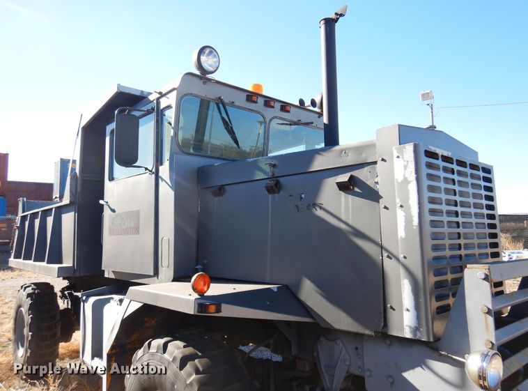 image for item JJ9704 1981 Oshkosh  dump truck