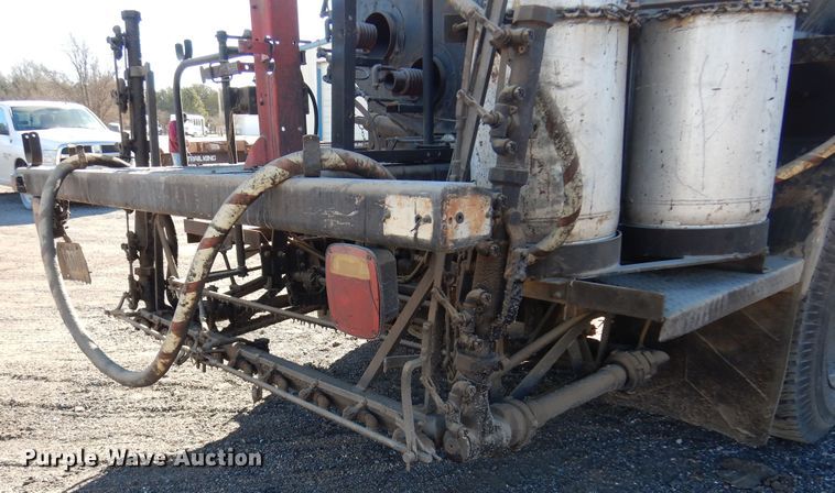 image for item JJ9705 1980 GMC 7000  oil distributor truck