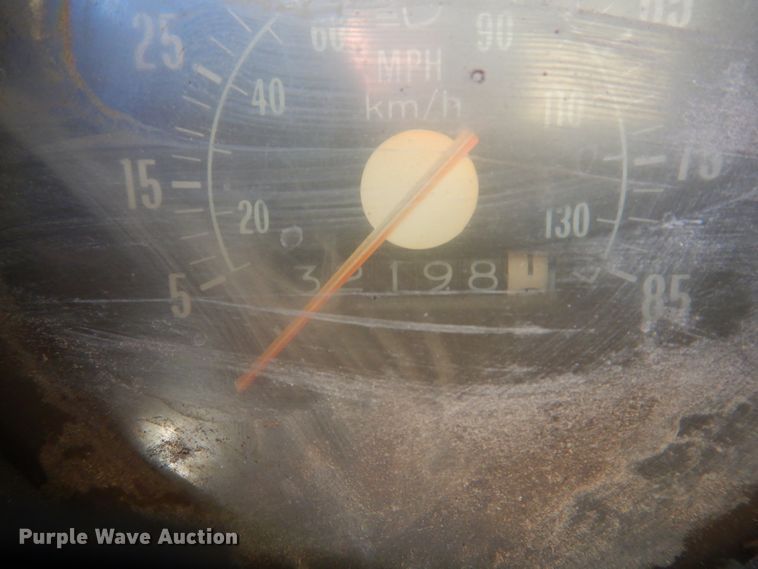 image for item JJ9705 1980 GMC 7000  oil distributor truck