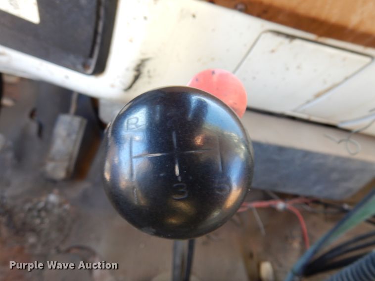 image for item JJ9705 1980 GMC 7000  oil distributor truck