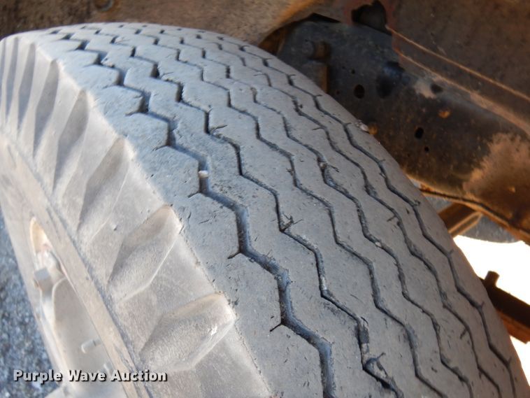 image for item JJ9705 1980 GMC 7000  oil distributor truck