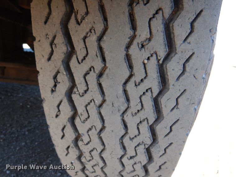 image for item JJ9705 1980 GMC 7000  oil distributor truck