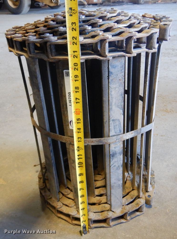 image for item JJ9709 Conveyor slat chain