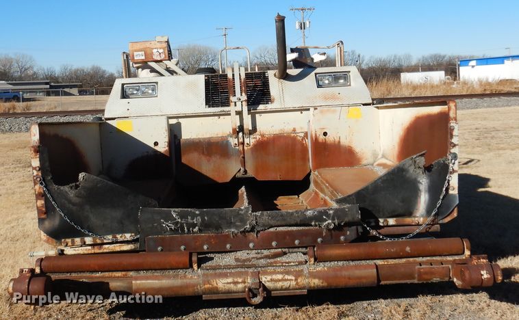 image for item JJ9710 1989 Cedarapids CR-461  paver