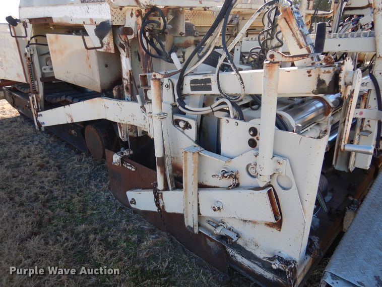 image for item JJ9710 1989 Cedarapids CR-461  paver