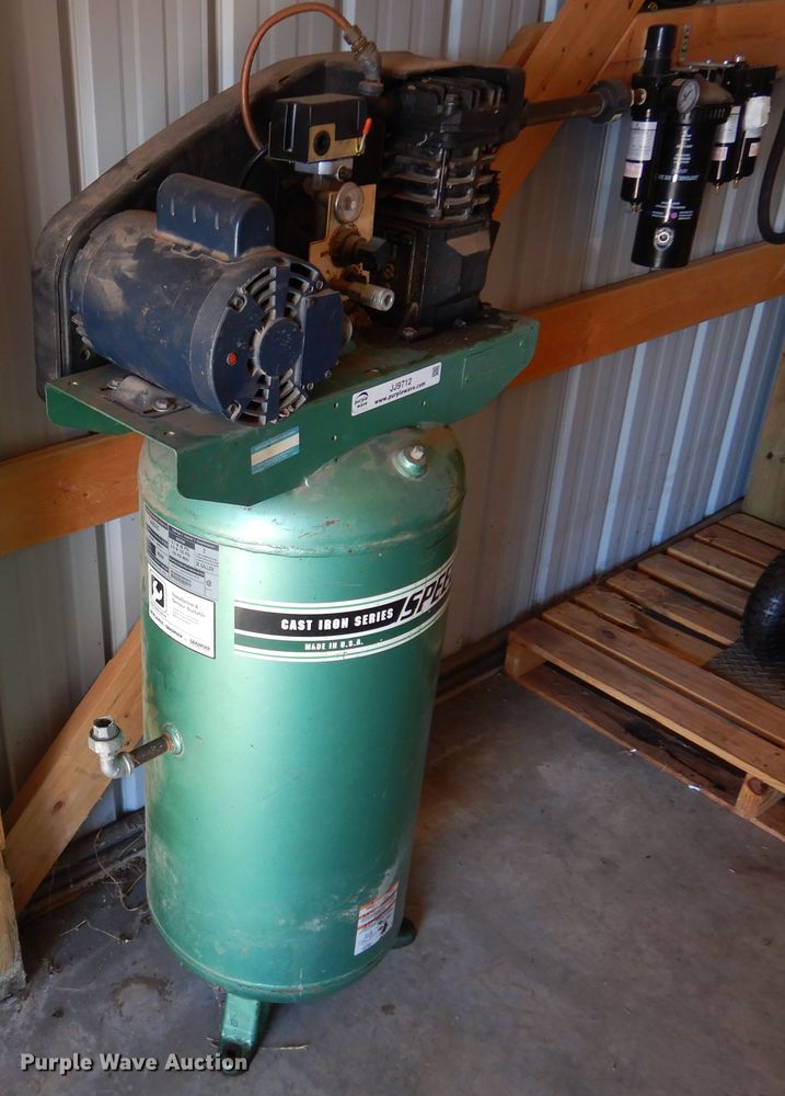 image for item JJ9712 Speedaire  air compressor