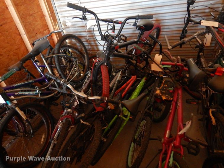 image for item JJ9713 Approximately 22 bicycles