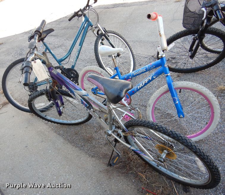 image for item JJ9714 (8) bicycles