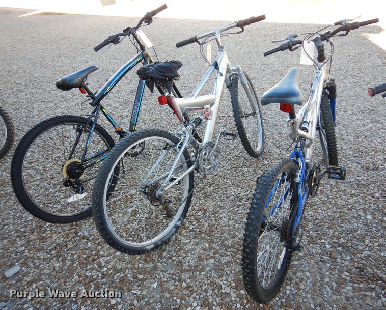image for item JJ9717 (6) bicycles