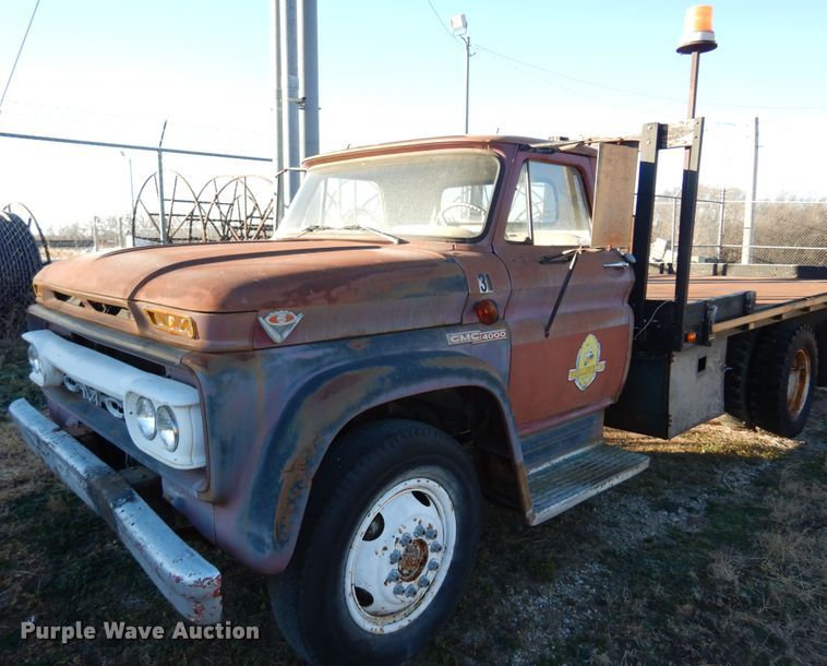 image for item JJ9719 1965 GMC 4000  flatbed truck
