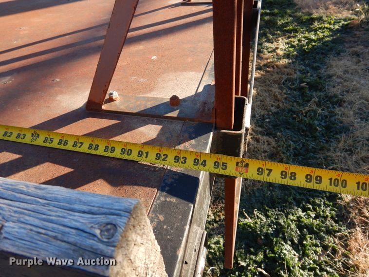 image for item JJ9719 1965 GMC 4000  flatbed truck