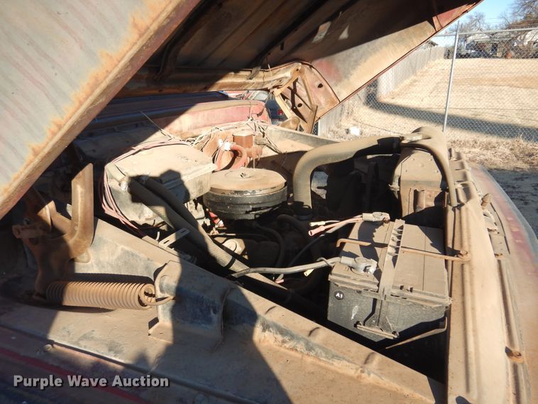 image for item JJ9719 1965 GMC 4000  flatbed truck