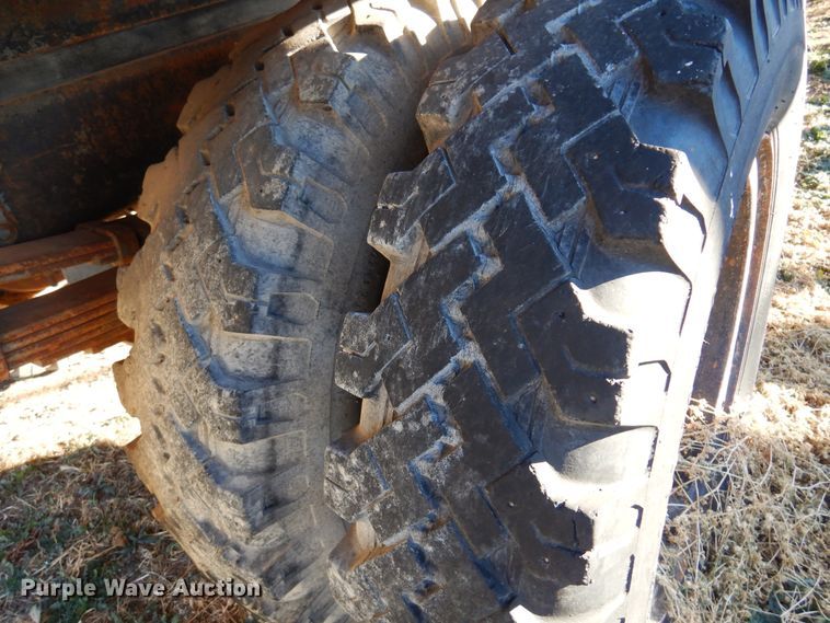 image for item JJ9719 1965 GMC 4000  flatbed truck