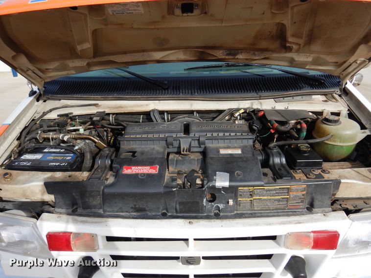 image for item JJ9725 1999 Ford E450 Super Duty  ambulance