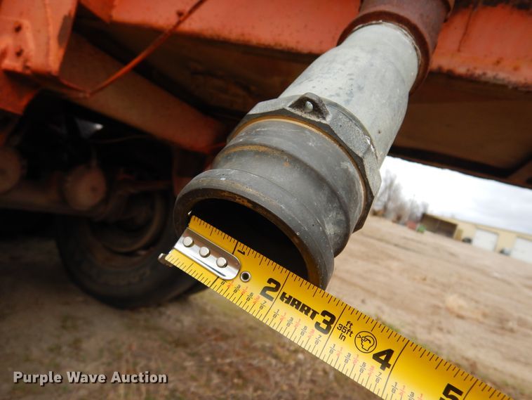 image for item JJ9861 Tank trailer