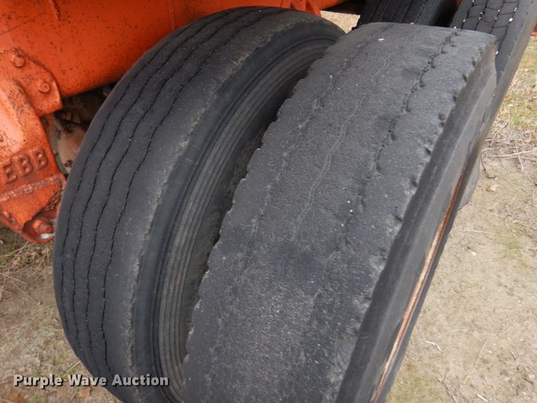 image for item JJ9861 Tank trailer