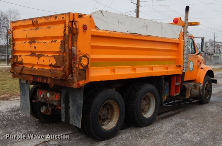 image for item JK9855 2000 International 4900  dump truck