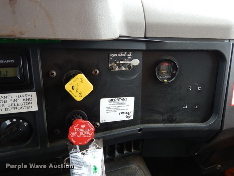 image for item JK9855 2000 International 4900  dump truck