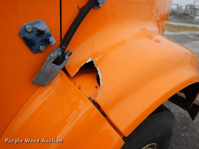 image for item JK9855 2000 International 4900  dump truck