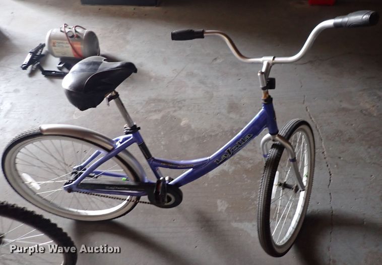 image for item JT9991 (2) bicycles