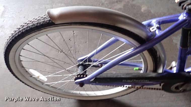 image for item JT9991 (2) bicycles