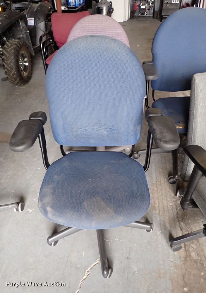 image for item JT9994 (12) chairs