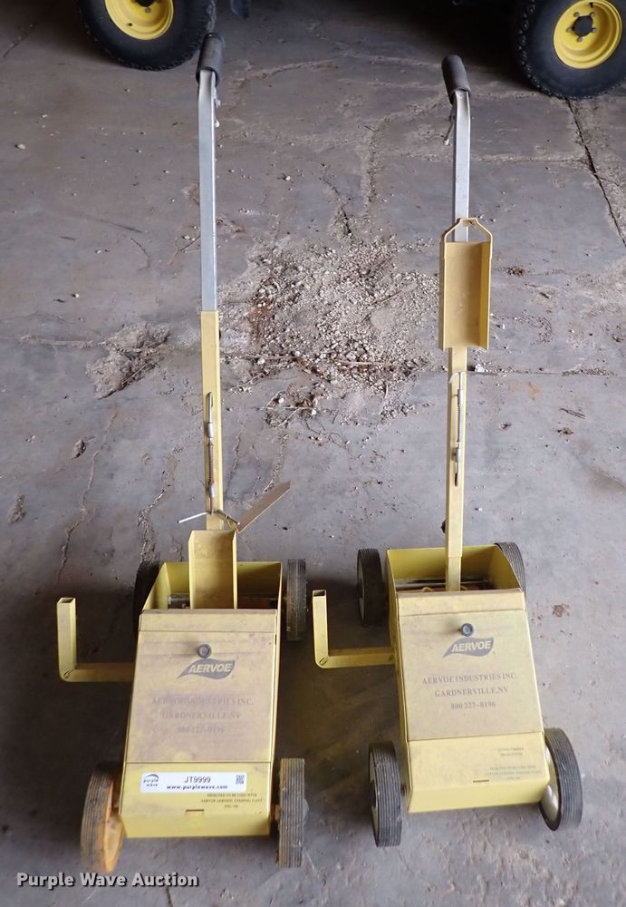 image for item JT9999 (2) Aerove striping machines