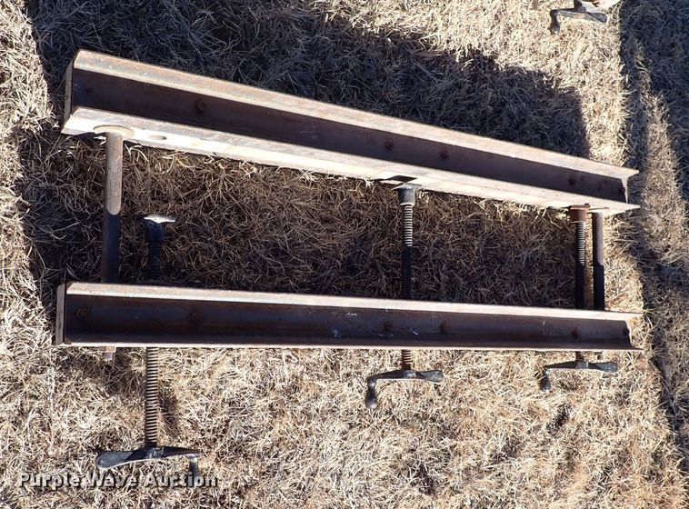 image for item JU9026 (2) wood clamps