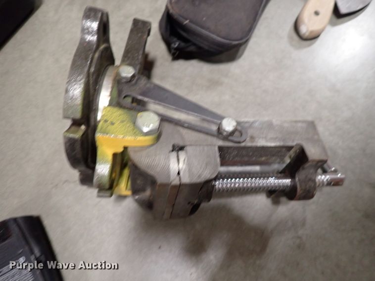 image for item JU9029 Tools