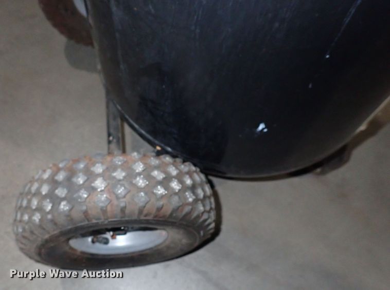 image for item JU9034 JobSmart air compressor