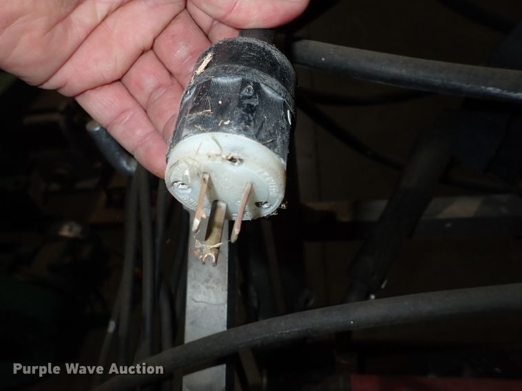 image for item JU9038 Lincoln SP100  arc welder