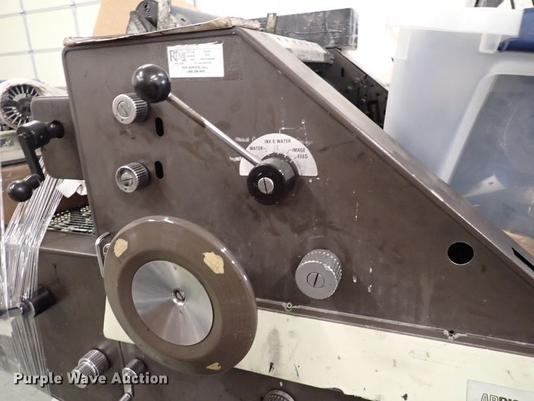 image for item JU9047 (3) printing presses