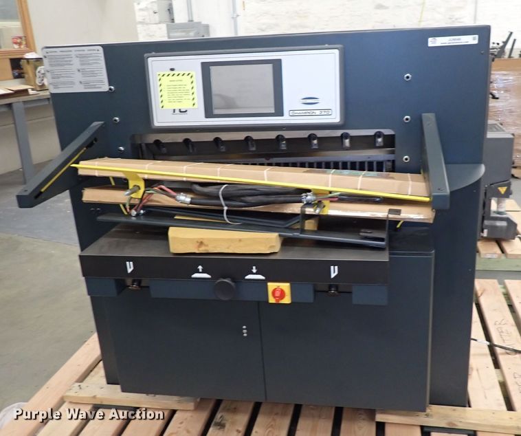 image for item JU9048 2021 Challenge Champion 370  paper cutter