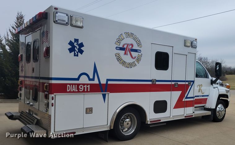 image for item KH9911 2009 GMC C4500  ambulance