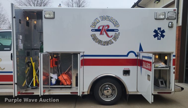 image for item KH9911 2009 GMC C4500  ambulance