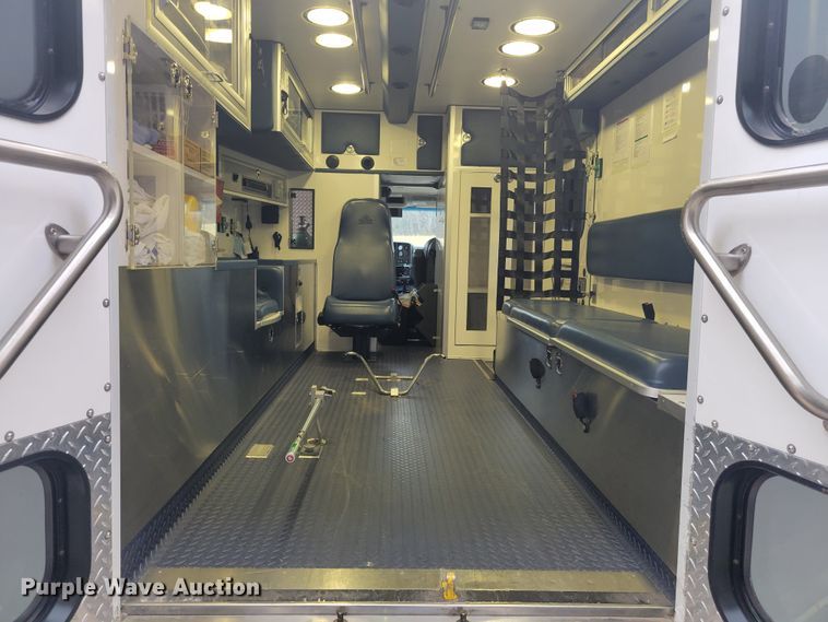 image for item KH9911 2009 GMC C4500  ambulance