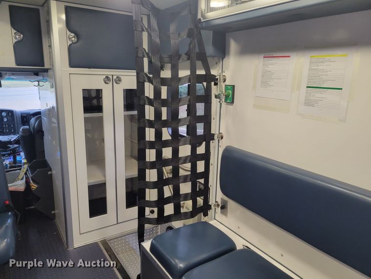 image for item KH9911 2009 GMC C4500  ambulance