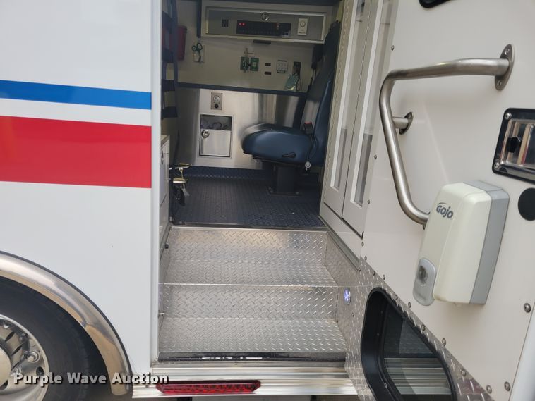 image for item KH9911 2009 GMC C4500  ambulance