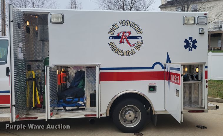 image for item KH9912 2009 Chevrolet C4500  ambulance