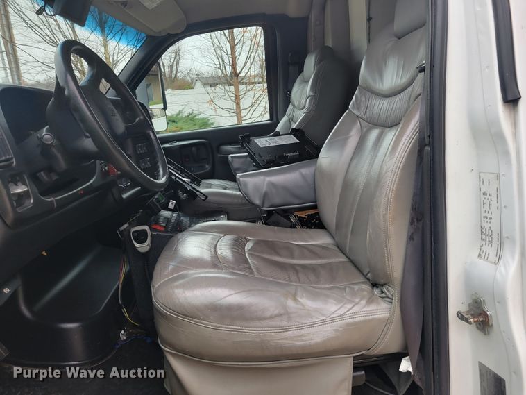 image for item KH9912 2009 Chevrolet C4500  ambulance