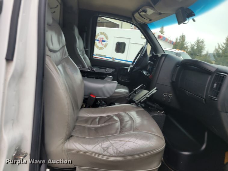 image for item KH9912 2009 Chevrolet C4500  ambulance