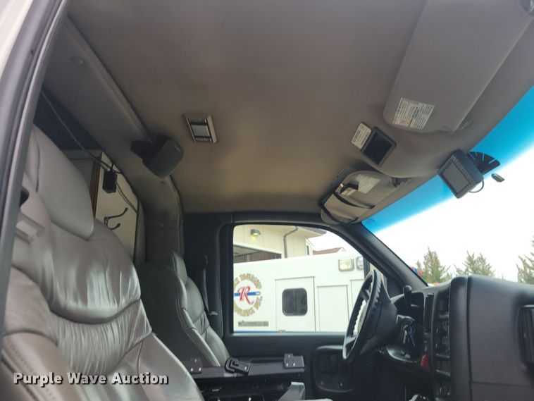 image for item KH9912 2009 Chevrolet C4500  ambulance