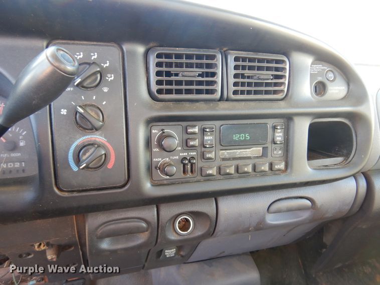 image for item KJ9459 2001 Dodge Ram 1500  pickup truck