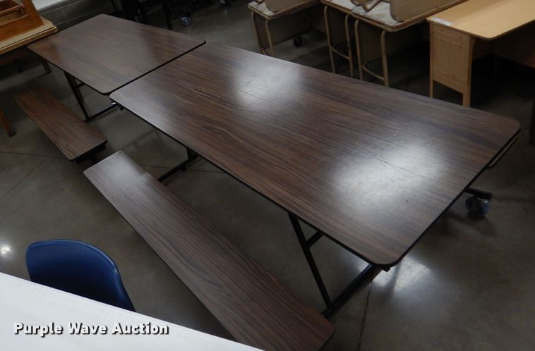 image for item KJ9470 Folding tables