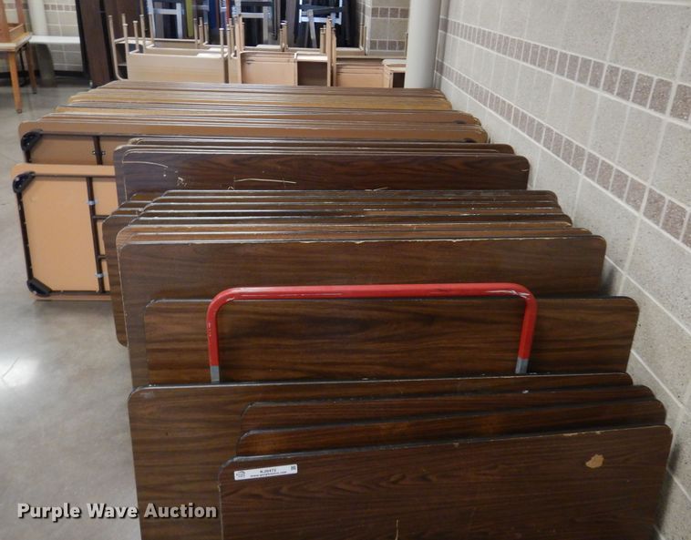 image for item KJ9472 Folding tables