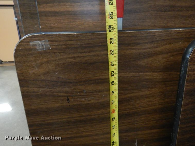 image for item KJ9472 Folding tables