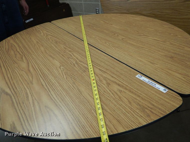 image for item KJ9476 (3) round tables