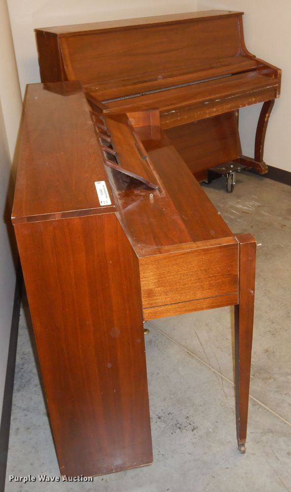 image for item KJ9484 (2) pianos