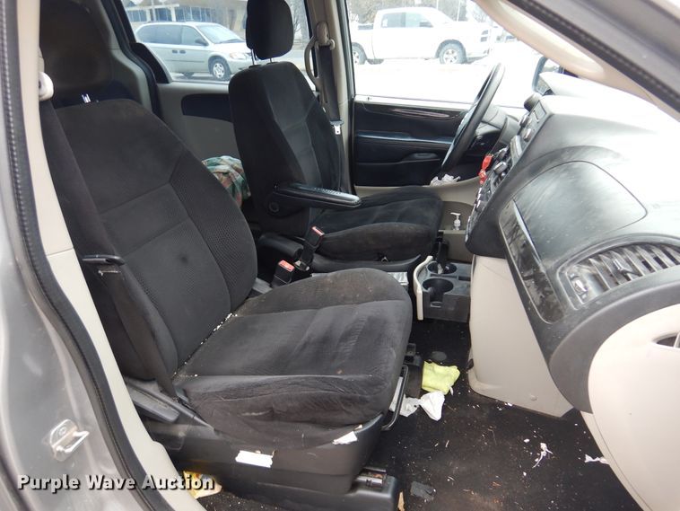 image for item KJ9499 2014 Dodge Grand Caravan  van