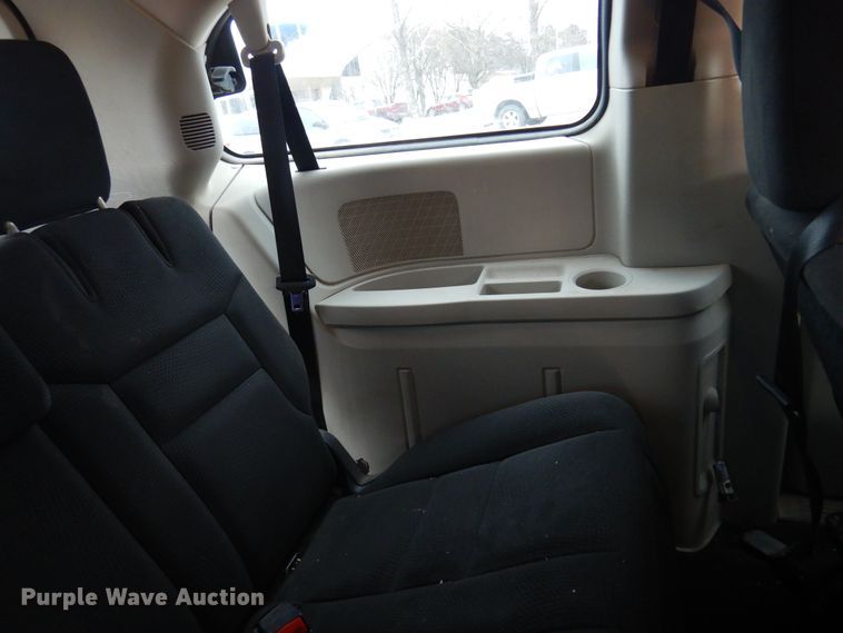 image for item KJ9499 2014 Dodge Grand Caravan  van